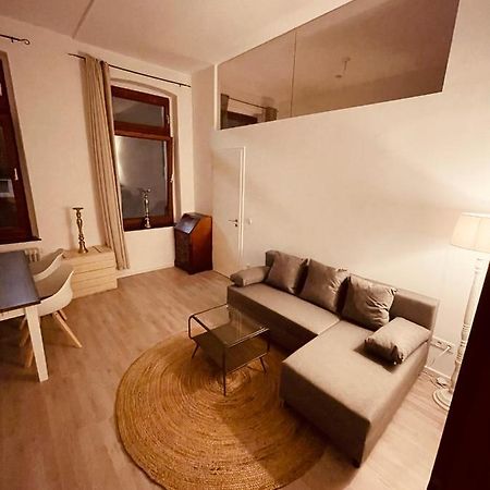 Retro Appartement Im Herzen Von Koeln Deutz Buitenkant foto