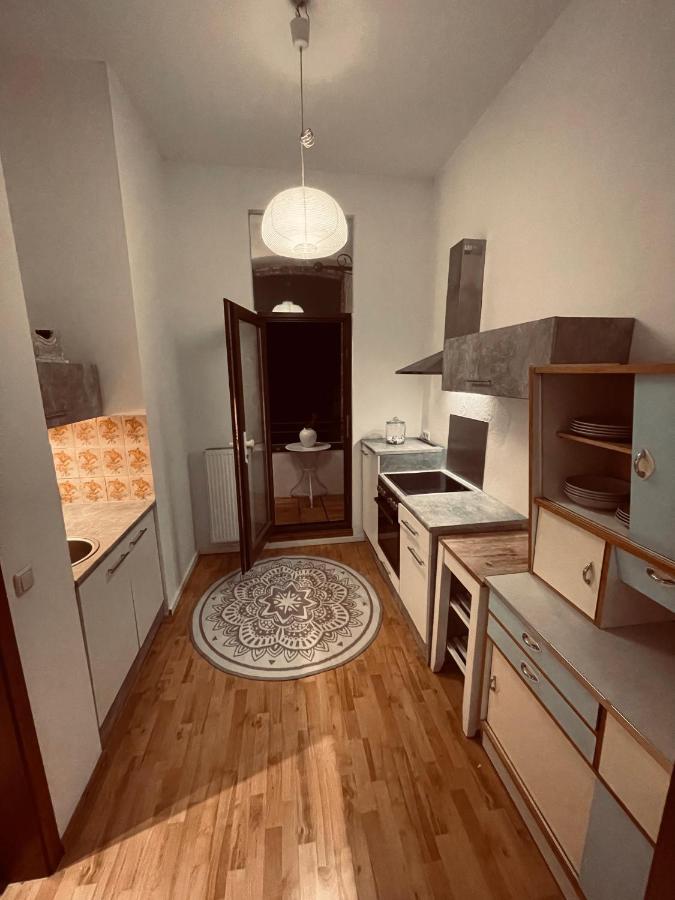 Retro Appartement Im Herzen Von Koeln Deutz Buitenkant foto