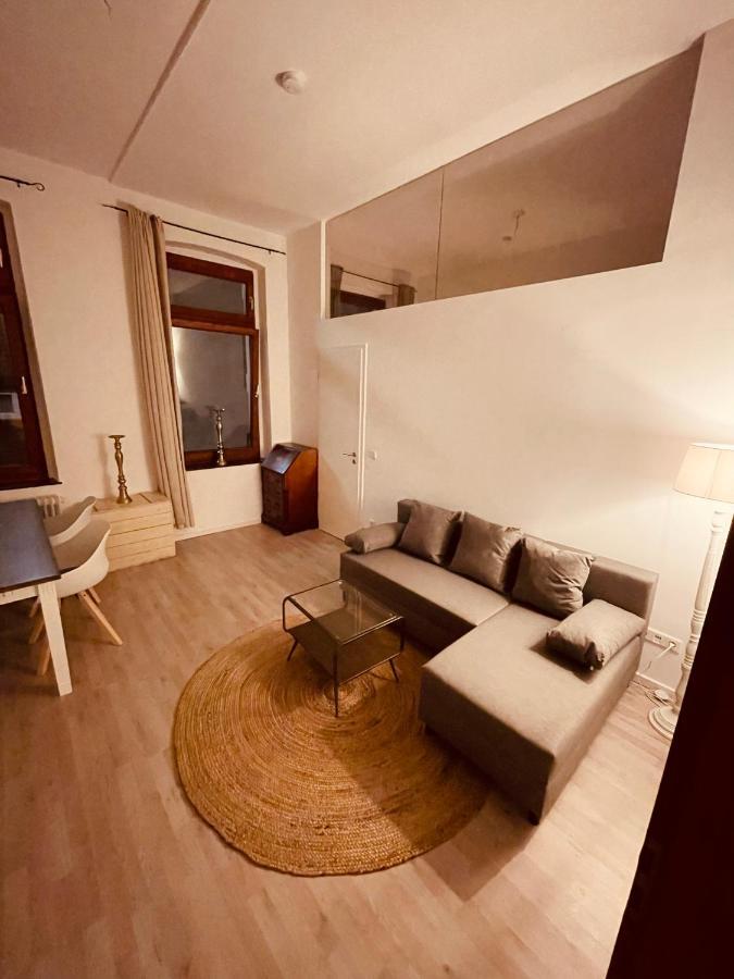 Retro Appartement Im Herzen Von Koeln Deutz Buitenkant foto
