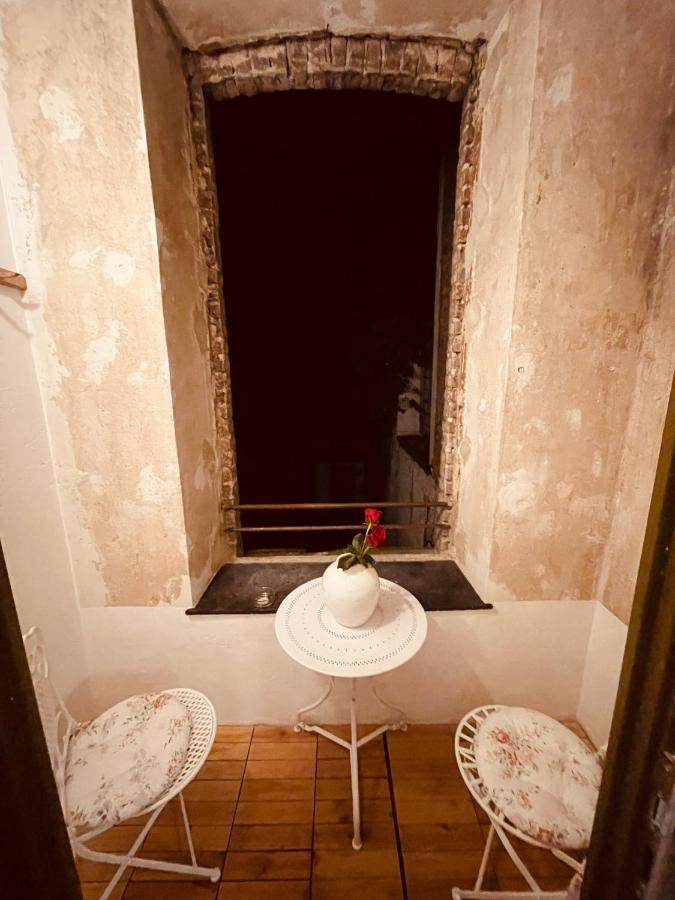 Retro Appartement Im Herzen Von Koeln Deutz Buitenkant foto